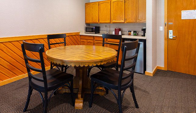 Michigan inn and lodge