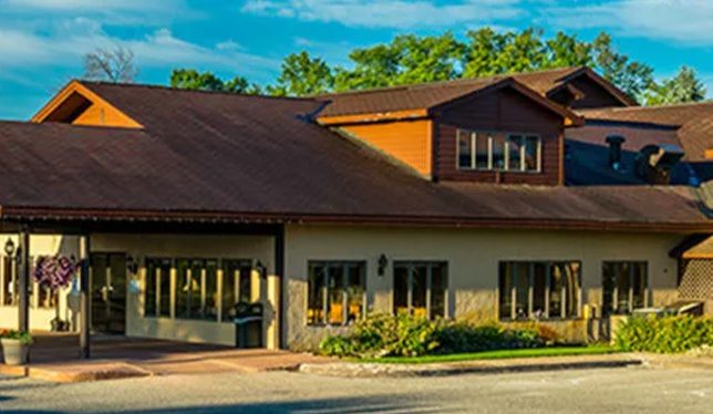 Michigan inn and lodge